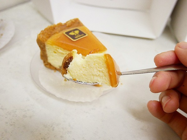 阿瑪迪斯甜點專賣店：Kaffee Amadeus阿瑪迪斯甜點專賣店-台北百貨甜點  外型精緻、用料講究  經過很難不被吸引  現在還有新品-