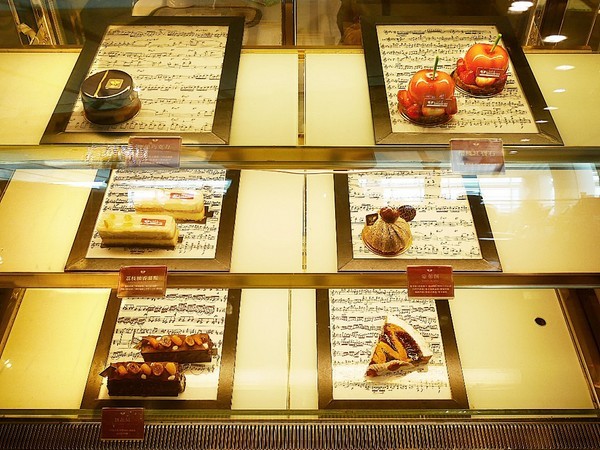 Kaffee Amadeus阿瑪迪斯咖啡館:Kaffee Amadeus阿瑪迪斯咖啡館-台北大安區咖啡館 SOGO復興館別緻景觀餐廳 餐點高水準 從頭到尾不踩雷