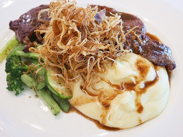 Kaffee Amadeus阿瑪迪斯咖啡館:Kaffee Amadeus阿瑪迪斯咖啡館-台北大安區咖啡館 SOGO復興館別緻景觀餐廳 餐點高水準 從頭到尾不踩雷