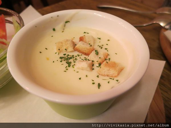 IMG_4235.JPG IMG_4235.JPG