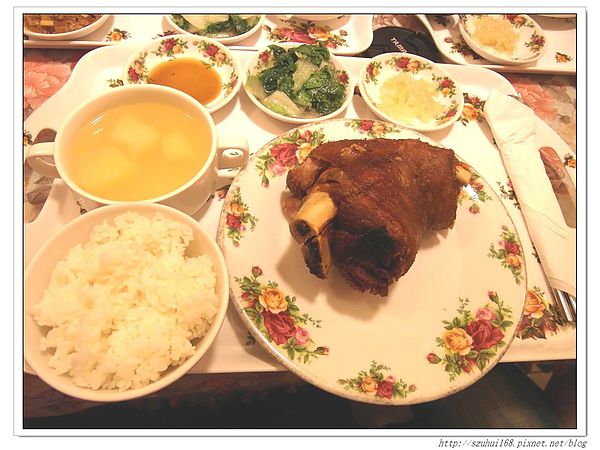 ★高雄★美國豬腳專賣店,吃得到老闆娘用心真材實料,CP值爆表的美國豬腳,五星級推薦