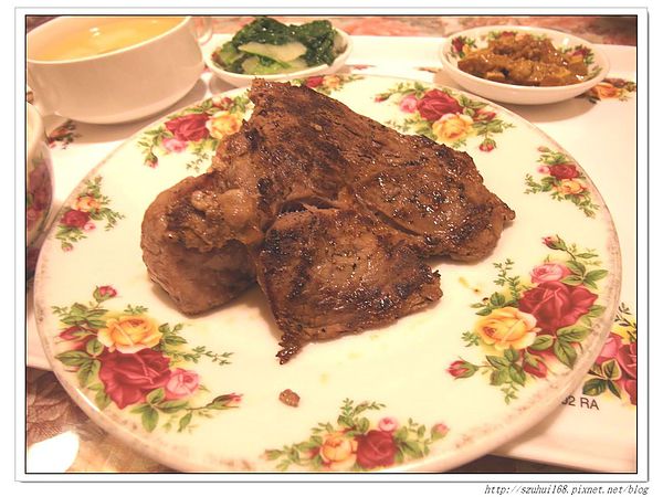 ★高雄★美國豬腳專賣店,吃得到老闆娘用心真材實料,CP值爆表的美國豬腳,五星級推薦