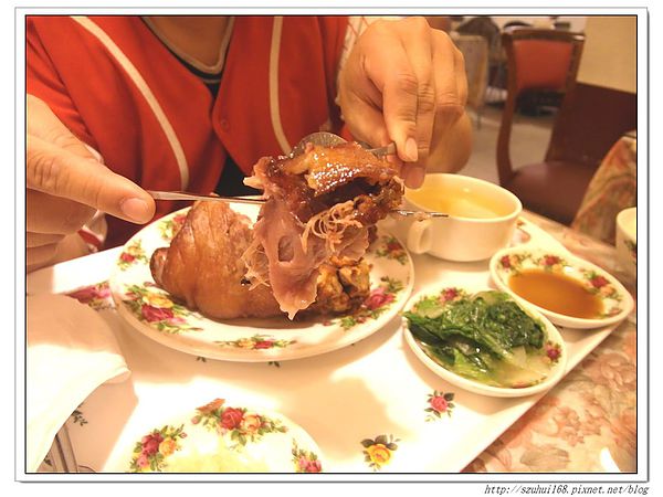 ★高雄★美國豬腳專賣店,吃得到老闆娘用心真材實料,CP值爆表的美國豬腳,五星級推薦