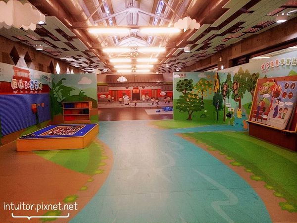 美濃客家文物館遊戲室6.jpg