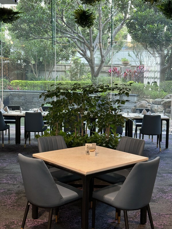 台北美食｜青庭餐廳Garden Terrace 繽紛花園景緻與歐式美饌，譜奏浪漫感官饗宴！匯集世界精選牛排，搭配自