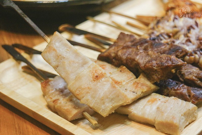 宅配美食｜加熱即食好方便！在家就能享用美味又可口的串燒宵夜～｜胡同燒肉