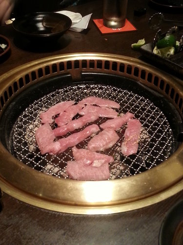 胡同燒肉一號店..........慶祝母親節