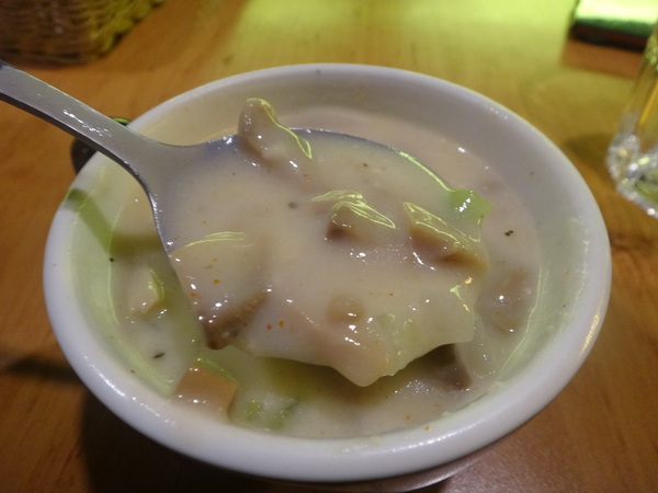 Burger Joint 7分So 漢堡 早午餐專賣(華美店):Burger Joint 7分So 漢堡 早午餐專賣(華美店)-早午餐都好好吃♥ 服務人員好親切 真的是一來還想再來的店