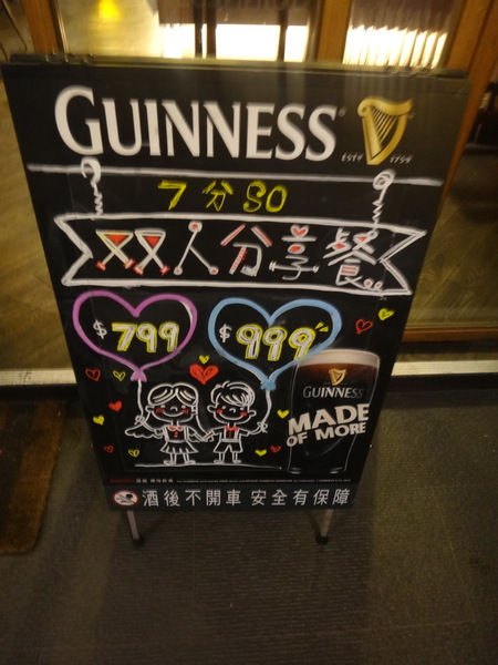 Burger Joint 7分So 漢堡 早午餐專賣(華美店):Burger Joint 7分So 漢堡 早午餐專賣(華美店)-早午餐都好好吃♥ 服務人員好親切 真的是一來還想再來的店