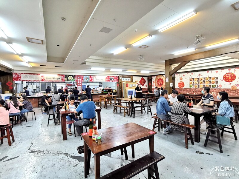 南投埔里小吃推薦「胡國雄古早麵」切仔麵 魯肉飯再訪依然爆棚。