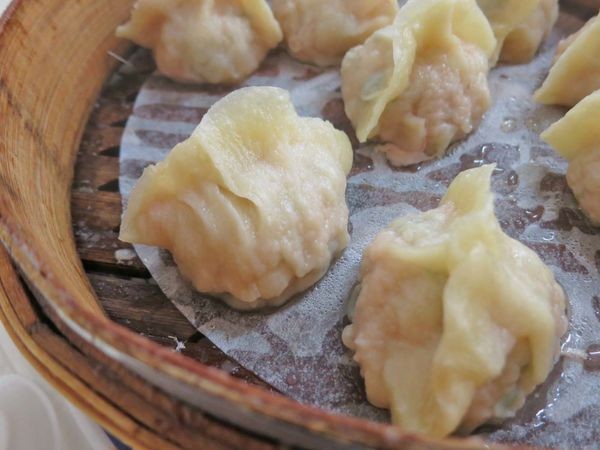 【台北美食】圓圓小籠湯包-美味又迷人的蝦仁蒸餃