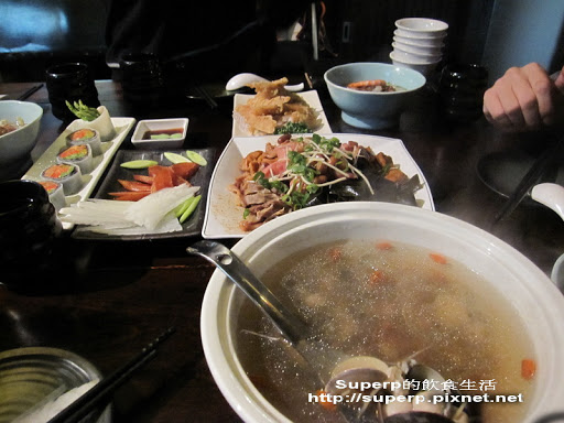 [餐廳食記]東區的度小月:不如期待的百年老店