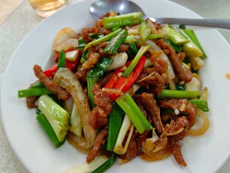 大安區美食老饕推薦！湘鼎坊經國總統御廚秘傳砂鍋魚頭，六張犁站出站就到。