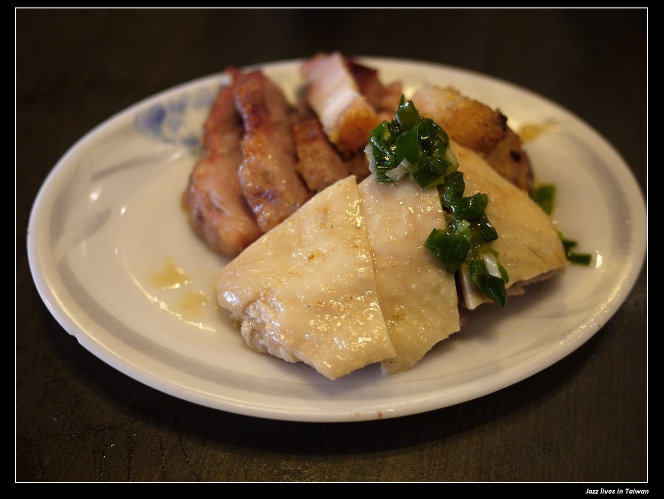 [老友記粥麵館]早一點到才能點的到夢幻的燒鴨唷~~~