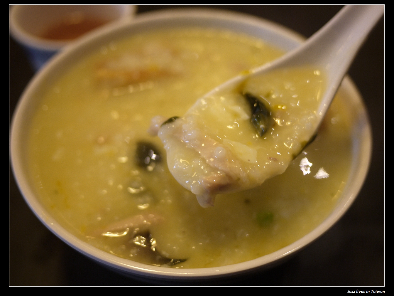 [老友記粥麵館]早一點到才能點的到夢幻的燒鴨唷~~~