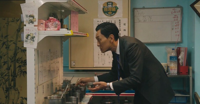 長白小館必吃,湯中藏螃蟹×酸白菜涮白肉,東區40年酸白菜名店。