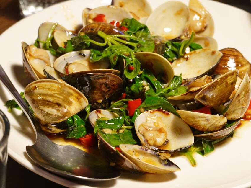 台北大安—川妹子｜一片椒紅中 深藏讓人難以抗拒的麻辣滋味｜國父紀念館、明曜百貨