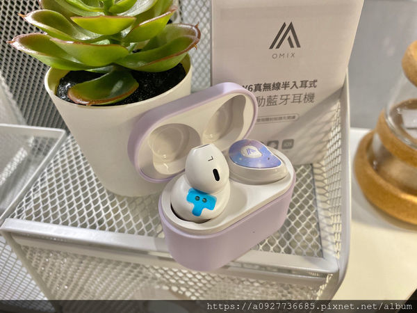OMIX Y6 真無線半入耳式運動藍牙耳機·價格親民！OMIX Y6 真無線半入耳式運動藍牙耳機 . 奢華·時尚·高品質·OMIX就是要給你最好的·無時無刻滿足你的需求