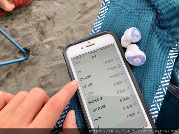 OMIX Y6 真無線半入耳式運動藍牙耳機·價格親民！OMIX Y6 真無線半入耳式運動藍牙耳機 . 奢華·時尚·高品質·OMIX就是要給你最好的·無時無刻滿足你的需求