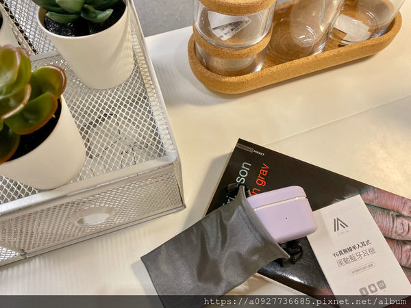 OMIX Y6 真無線半入耳式運動藍牙耳機·價格親民！OMIX Y6 真無線半入耳式運動藍牙耳機 . 奢華·時尚·高品質·OMIX就是要給你最好的·無時無刻滿足你的需求