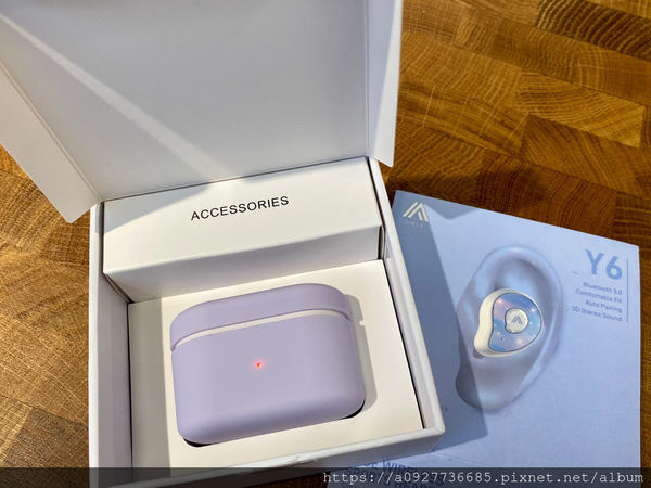 OMIX Y6 真無線半入耳式運動藍牙耳機·價格親民！OMIX Y6 真無線半入耳式運動藍牙耳機 . 奢華·時尚·高品質·OMIX就是要給你最好的·無時無刻滿足你的需求