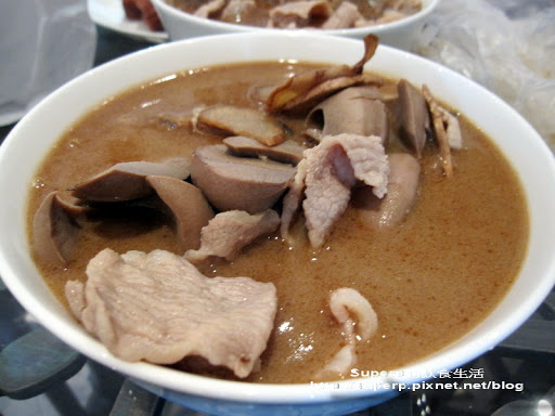 [餐廳食記]天母的金蓬萊台菜之爆量排骨酥轟趴