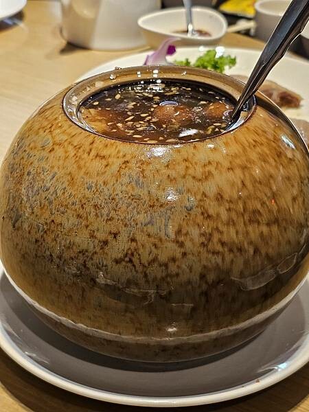 (胖樺食記)連續七年米其林一星「金蓬萊遵古台菜餐廳」/海膽松