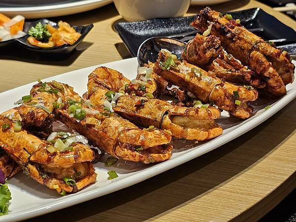 (胖樺食記)連續七年米其林一星「金蓬萊遵古台菜餐廳」/海膽松