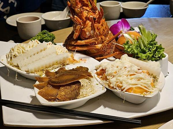 (胖樺食記)連續七年米其林一星「金蓬萊遵古台菜餐廳」/海膽松