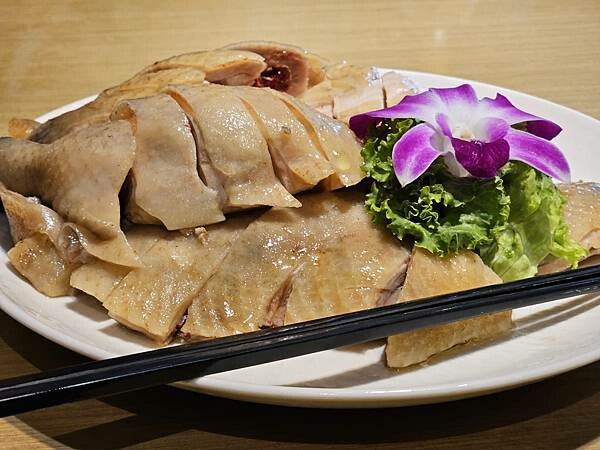 (胖樺食記)連續七年米其林一星「金蓬萊遵古台菜餐廳」/海膽松