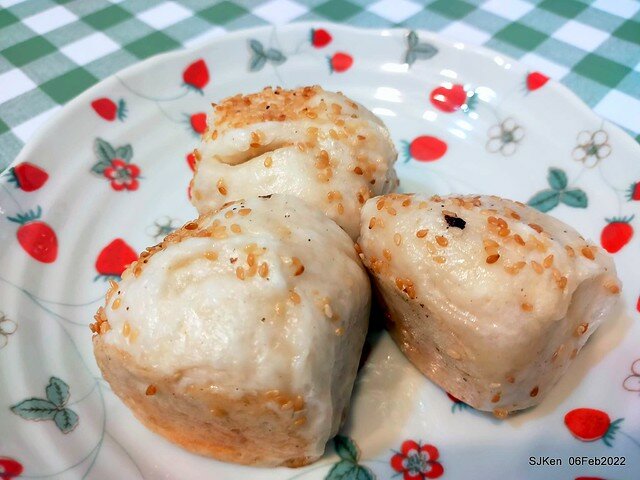 「士林夜市大上海生煎包」(Shanghai style fried buns), Taipei, Taiwan, SJKen, Feb 7, 2022.