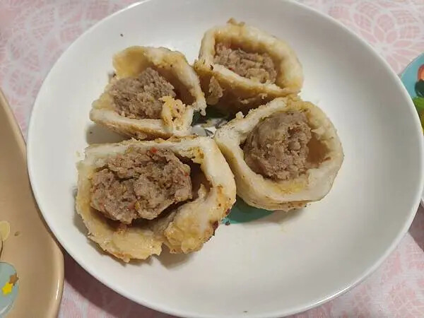 士林夜市大上海生煎包-皮脆外酥內軟的香醇小吃/消夜/點心/美