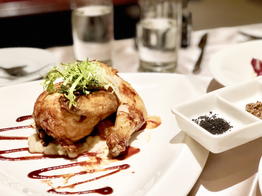 [台北中山] 首都牛排館重現漫畫凡爾賽玫瑰歐洲宮廷場景 / 老派約會風範兒 / 低調奢華美味兒 / 約會餐廳(體驗券)