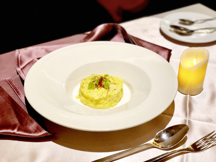 [台北中山] 首都牛排館重現漫畫凡爾賽玫瑰歐洲宮廷場景 / 老派約會風範兒 / 低調奢華美味兒 / 約會餐廳(體驗券)