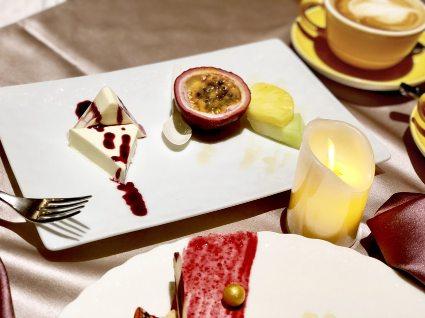 [台北中山] 首都牛排館重現漫畫凡爾賽玫瑰歐洲宮廷場景 / 老派約會風範兒 / 低調奢華美味兒 / 約會餐廳(體驗券)