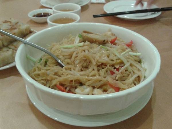 避風塘港式飲茶漁家料理:{食記}京華城避風塘蟹肉伊麵&大創百貨