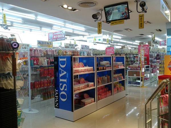 避風塘港式飲茶漁家料理:{食記}京華城避風塘蟹肉伊麵&大創百貨