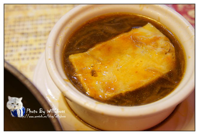 挑戰32OZ大牛排－二訪洋蔥士林店