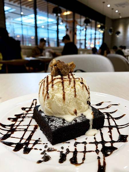 卡布里喬莎 Capricciosa天母SOGO店-經典布朗尼 卡布里喬莎 Capricciosa天母SOGO店-經典布朗尼