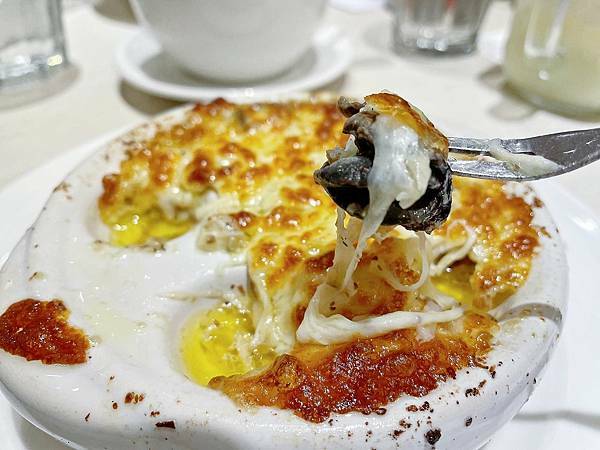 卡布里喬莎 Capricciosa天母SOGO店-奶香起司焗烤田螺 卡布里喬莎 Capricciosa天母SOGO店-奶香起司焗烤田螺