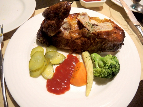 台北士林)富利得利- 在天母平價也能吃到德國的道地豬腳