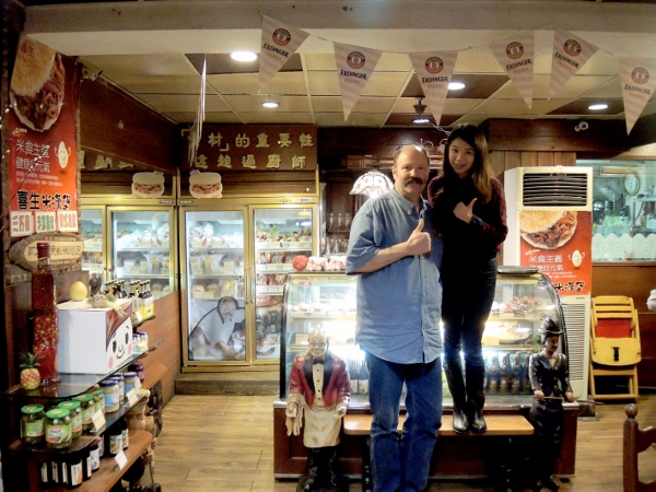 台北士林)富利得利- 在天母平價也能吃到德國的道地豬腳