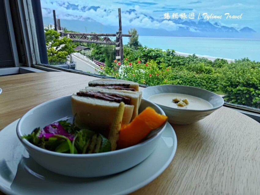 花蓮縣新城鄉【花蓮美食】原野牧場,七星潭海景咖啡廳 | 新鮮羊奶飲品、精緻異國料理 | 寵物友善餐廳 | 花蓮新城鄉美食推薦