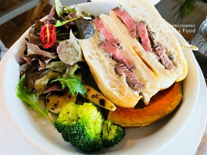 180度視野，蔚藍海水，太平洋最美的一扇窗｜原野牧場海景咖啡廳