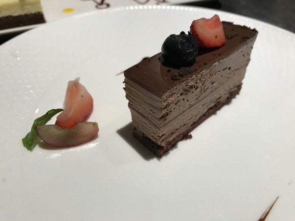 夏慕尼新香榭鐵板燒(高雄五福店)：高雄~夏慕尼新香榭鐵板燒~主廚現場料理~王品集團系列~