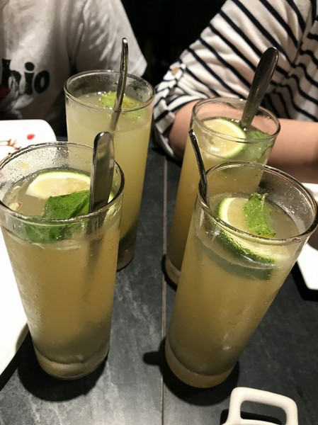 夏慕尼新香榭鐵板燒(高雄五福店)：高雄~夏慕尼新香榭鐵板燒~主廚現場料理~王品集團系列~