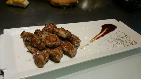 夏慕尼新香榭鐵板燒(高雄五福店)：高雄~夏慕尼新香榭鐵板燒~主廚現場料理~王品集團系列~