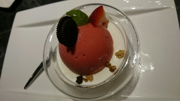 夏慕尼新香榭鐵板燒(高雄五福店)：高雄~夏慕尼新香榭鐵板燒~主廚現場料理~王品集團系列~