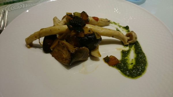 夏慕尼新香榭鐵板燒(高雄五福店)：高雄~夏慕尼新香榭鐵板燒~主廚現場料理~王品集團系列~