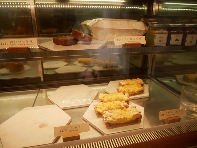 2020, winter 走吧台北哪裡吃美食:士林區 天母美食 網美打卡 無添加天然食材 超療癒早午餐 topo+ cafe 及拓樸本然空間設計